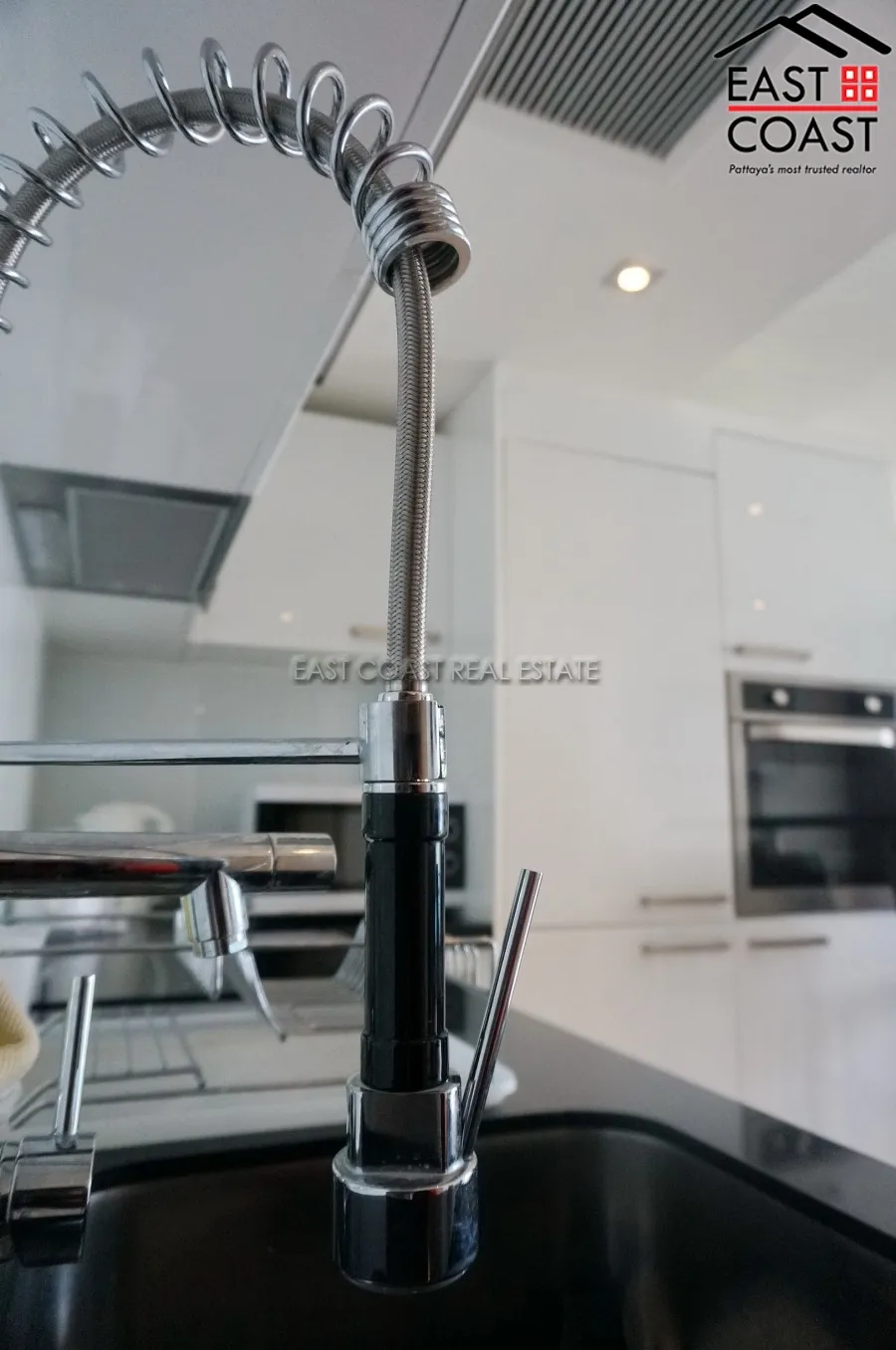Centara Avenue Residence photo 4