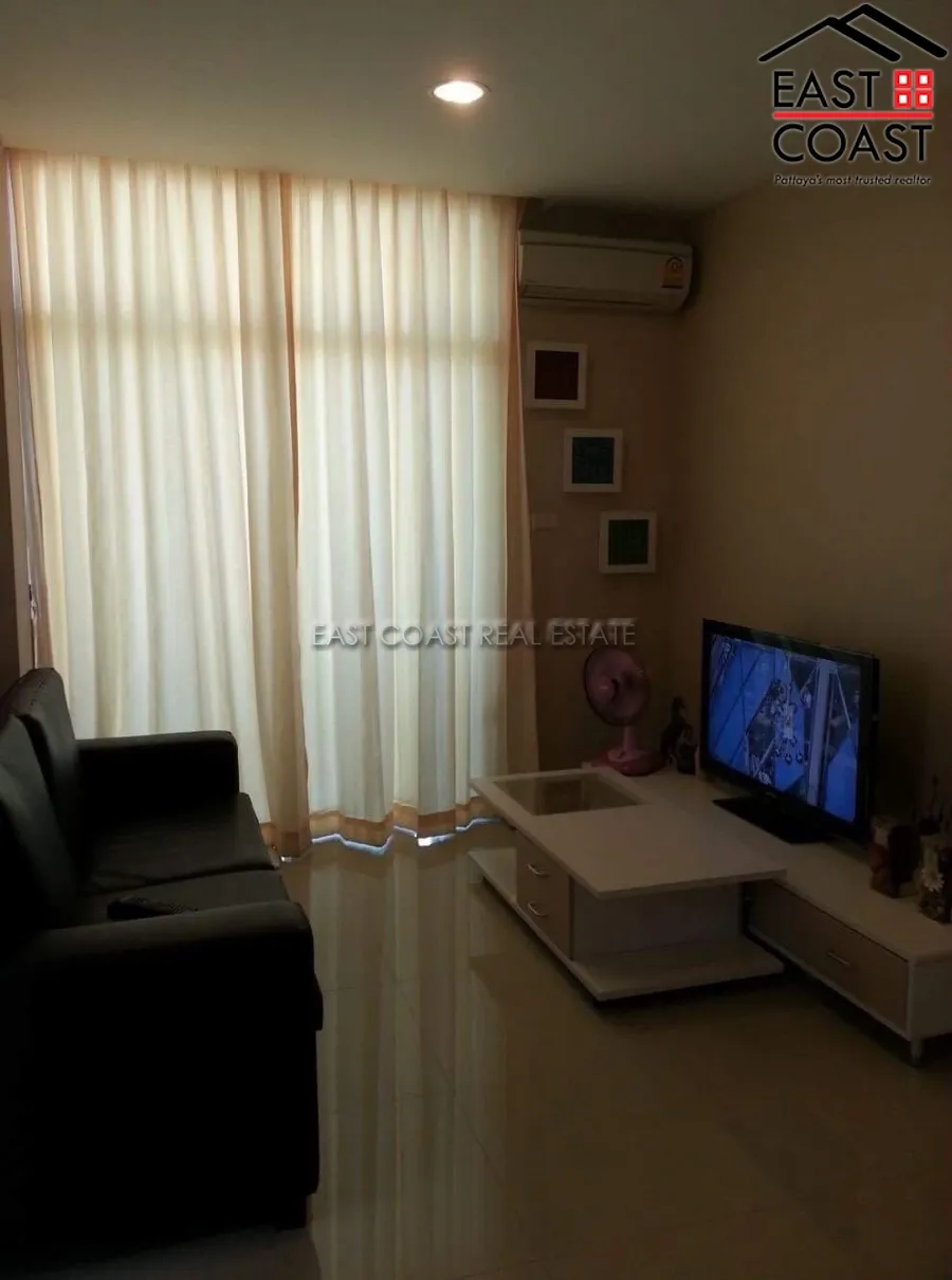 CC Condominium 1 photo 4