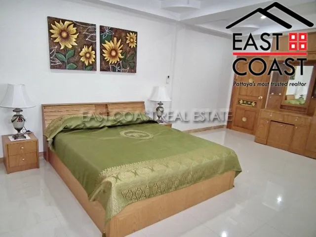Chaiyapruek Apartments photo 10
