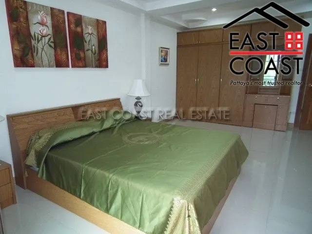 Chaiyapruek Apartments photo 13