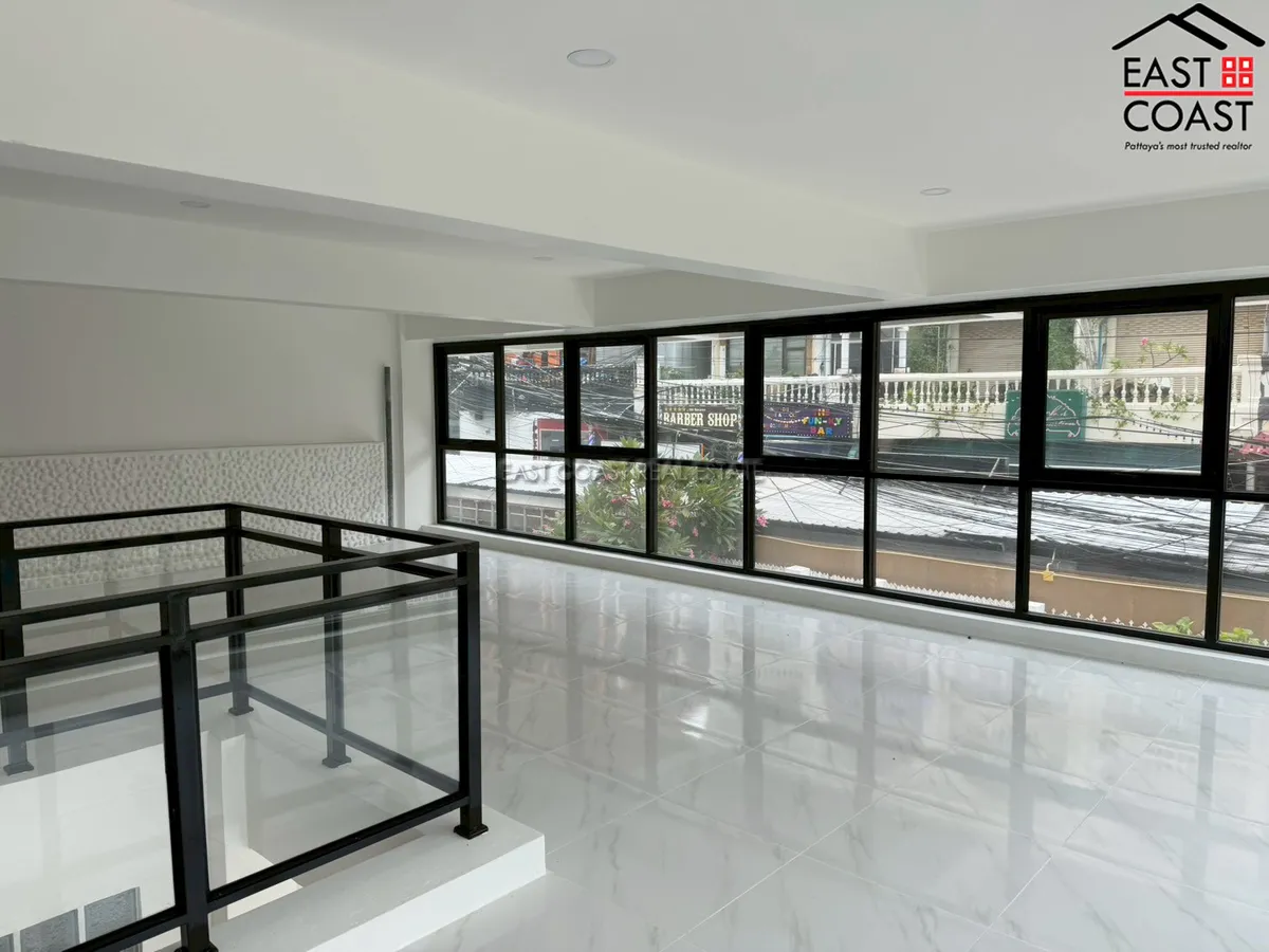 Office for rent at Jomtien Complex photo 3