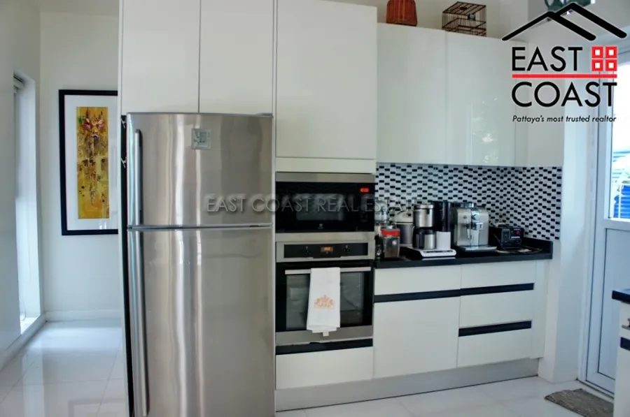 Wongamat Executive Pool Villa photo 13