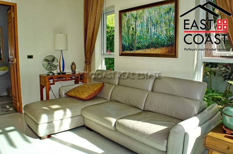 Wongamat Executive Pool Villa photo 25