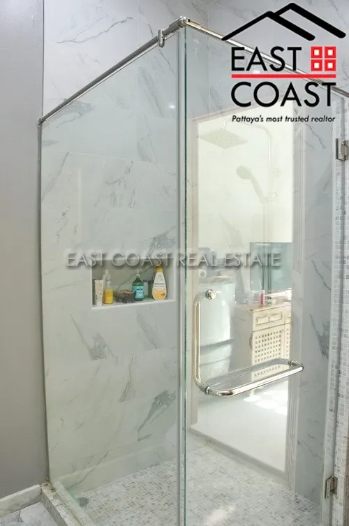 Wongamat Executive Pool Villa photo 28