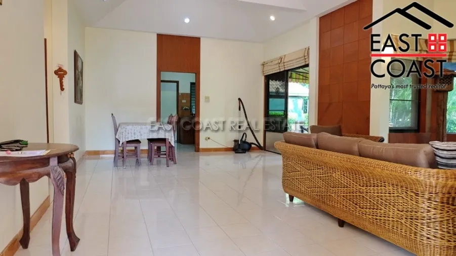 Pattaya Hill 2 photo 6