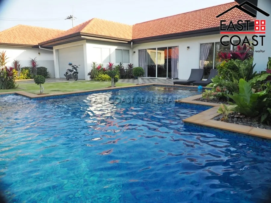 Freeway Villa