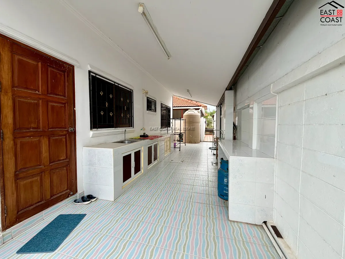 Royal View Village photo 8