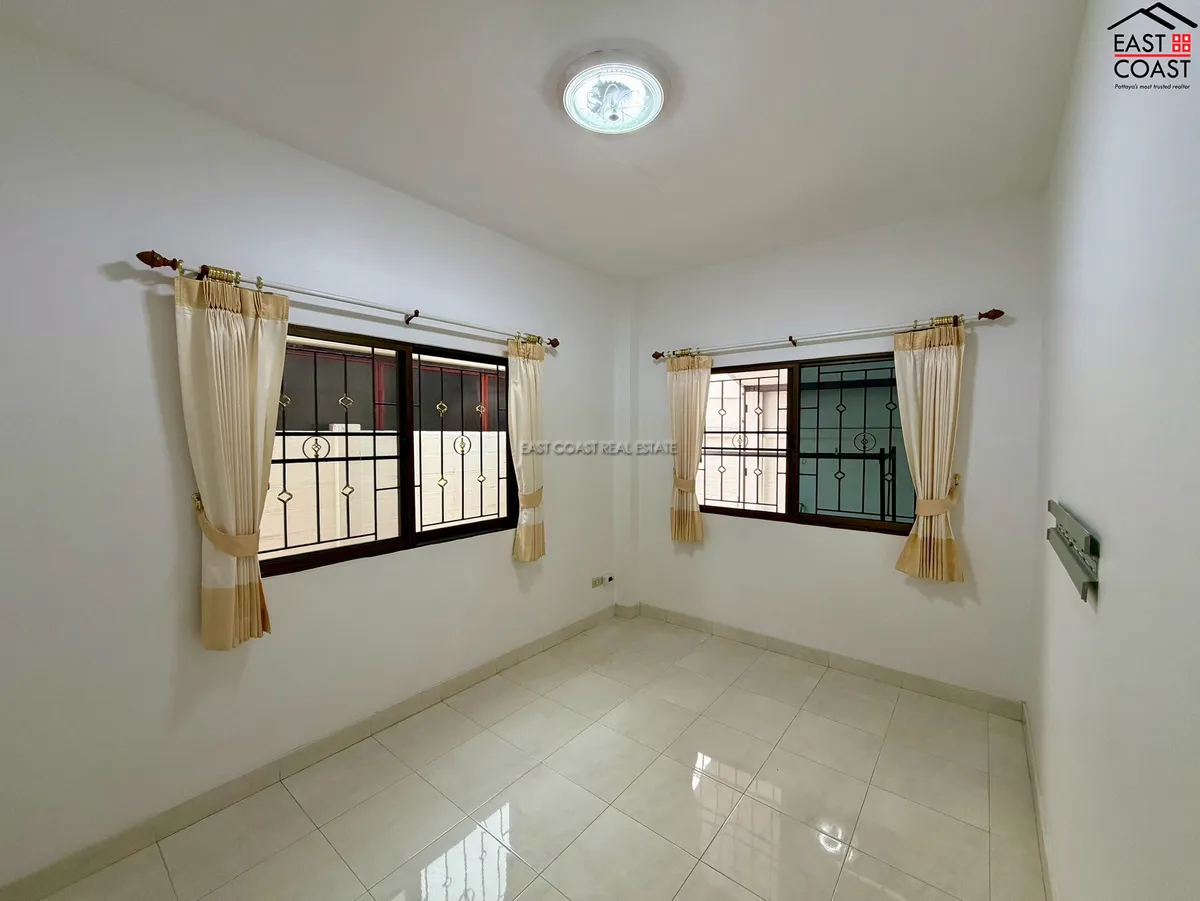 Royal View Village photo 17