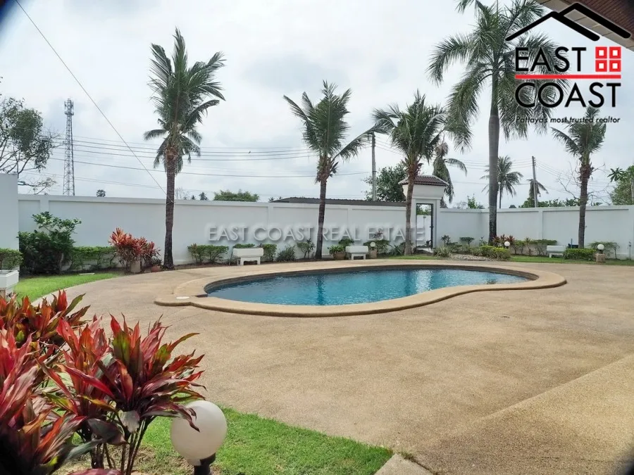 Oasis Park photo 15