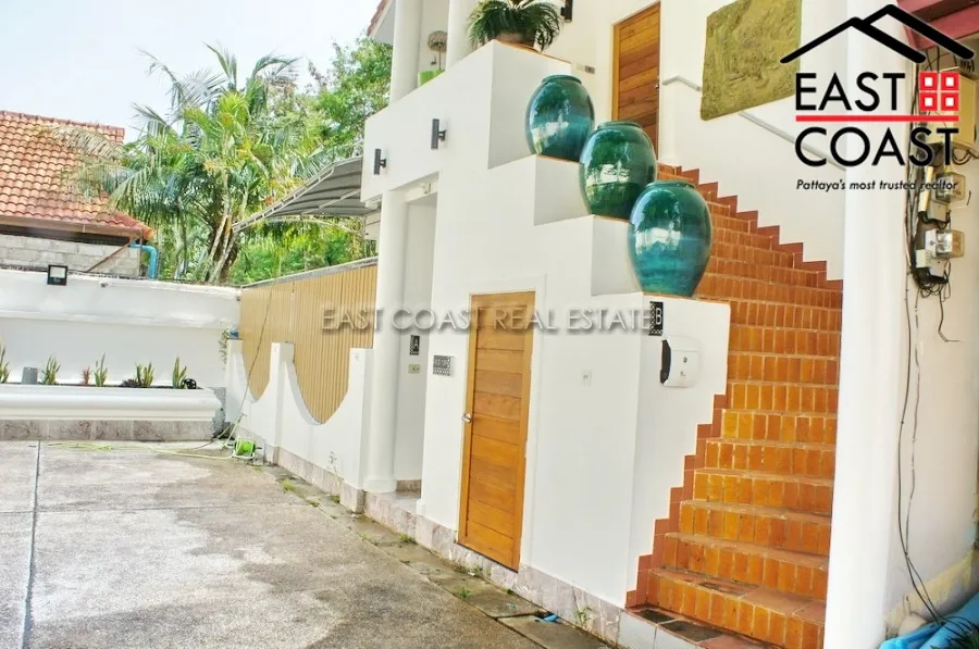 Jomtien Palace
