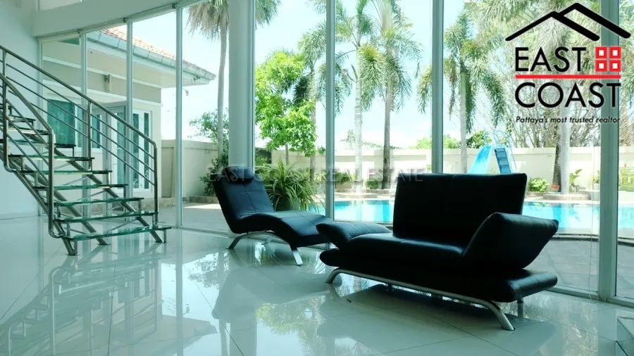 Oasis Park photo 13