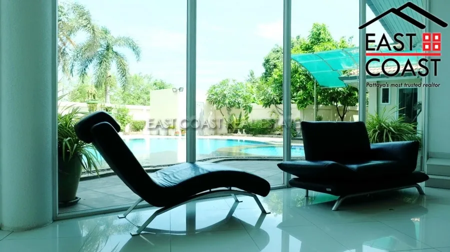 Oasis Park photo 29