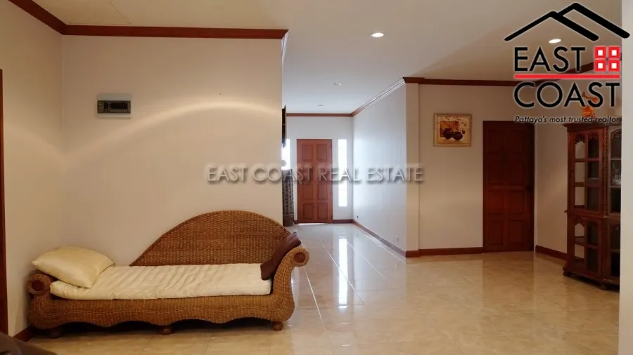 Mabprachan Pool Villa photo 18