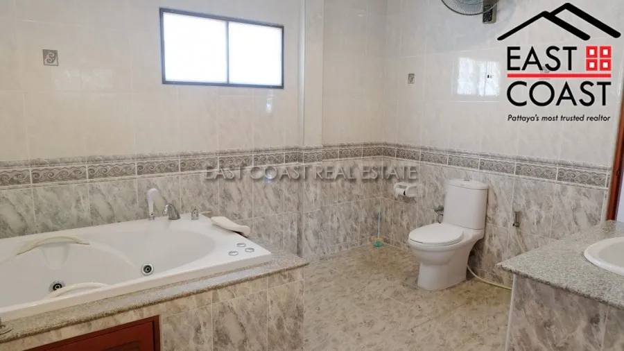 Mabprachan Pool Villa photo 24