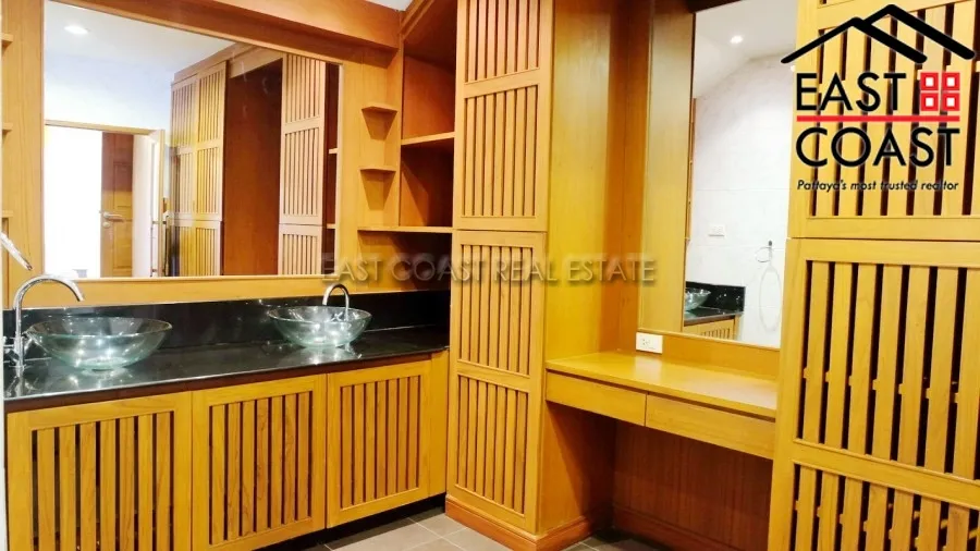 Grand Regent photo 25