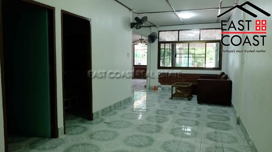 Townhouse in Central Pattaya photo 12