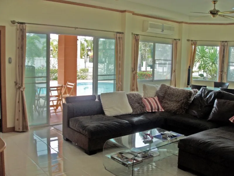 Majestic Residence