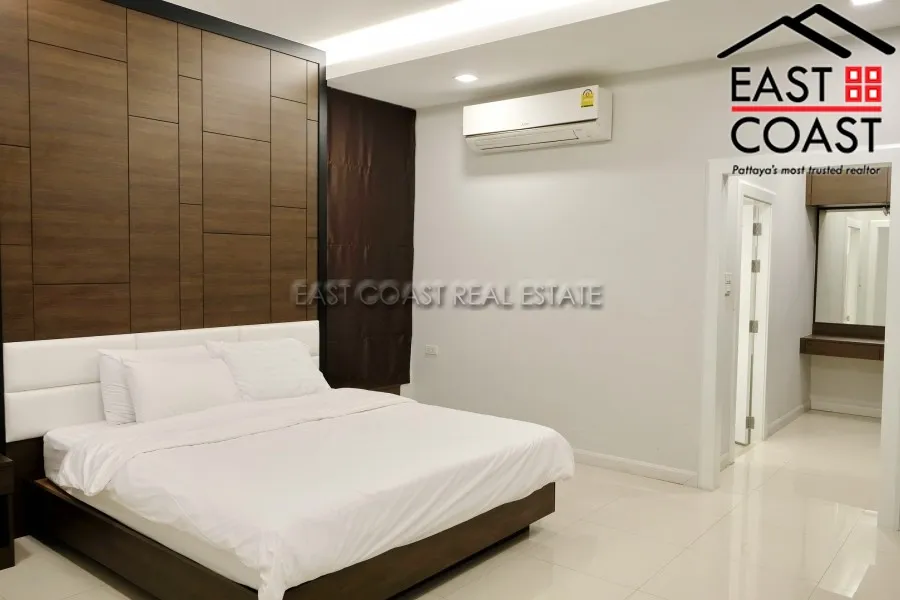 Pattaya Hill 2 photo 19