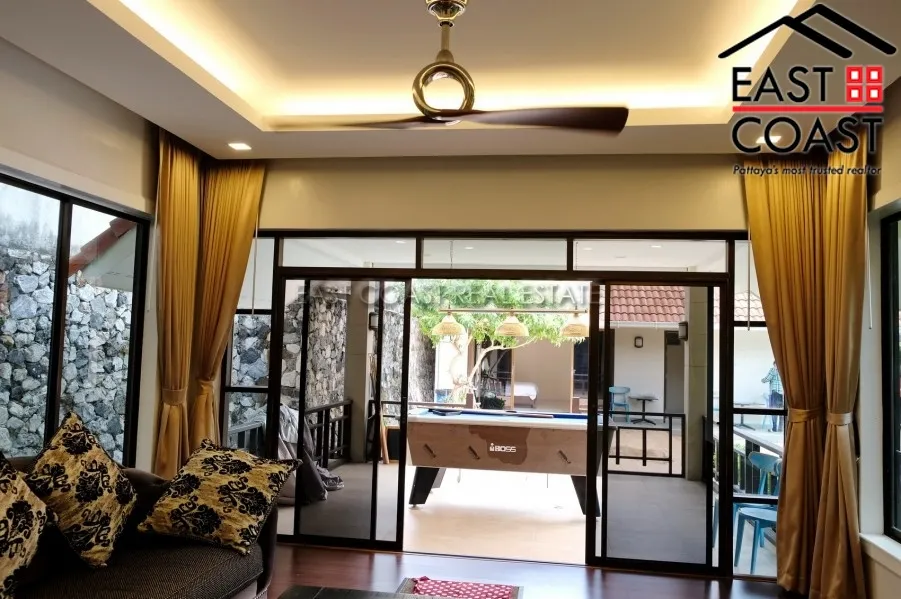 Pattaya Hill 2 photo 22