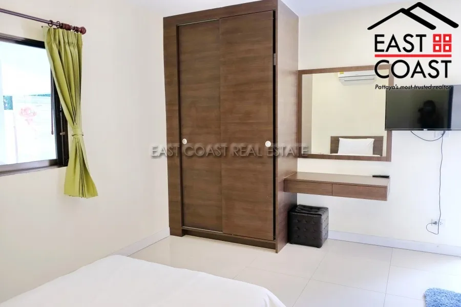Pattaya Hill 2 photo 26