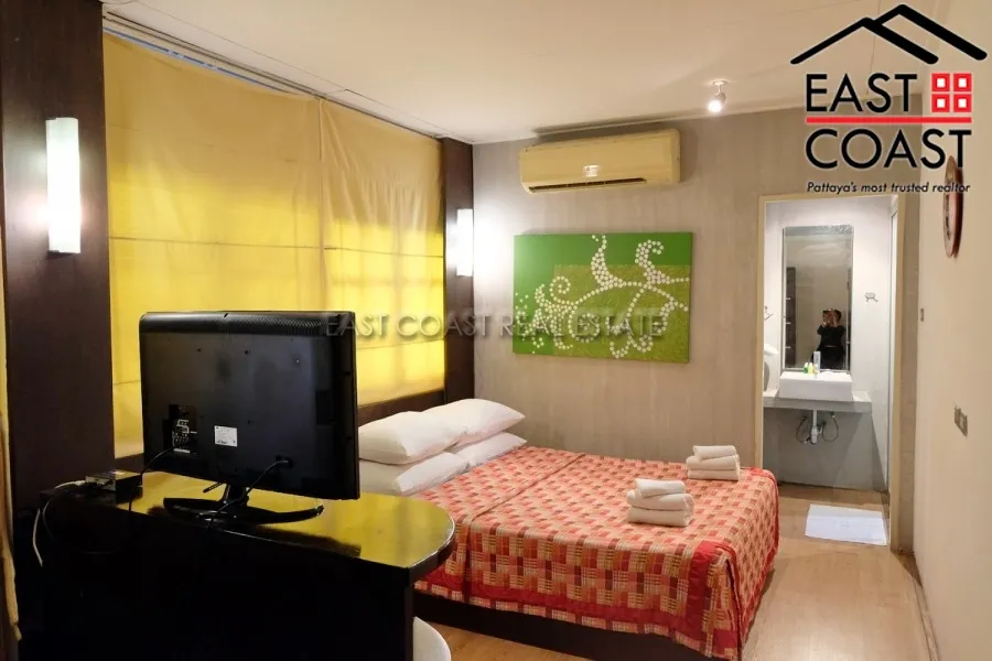 Jomtien Garden Villa photo 32