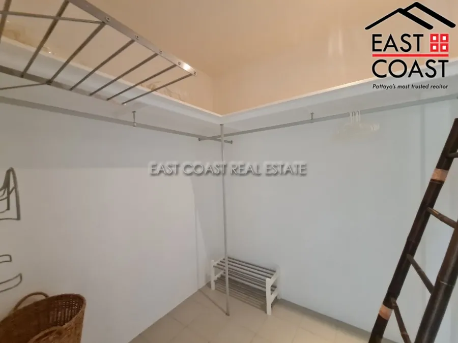 Huay Yai Villa photo 17