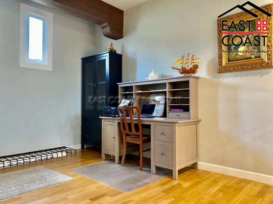 Silk Road Place photo 15