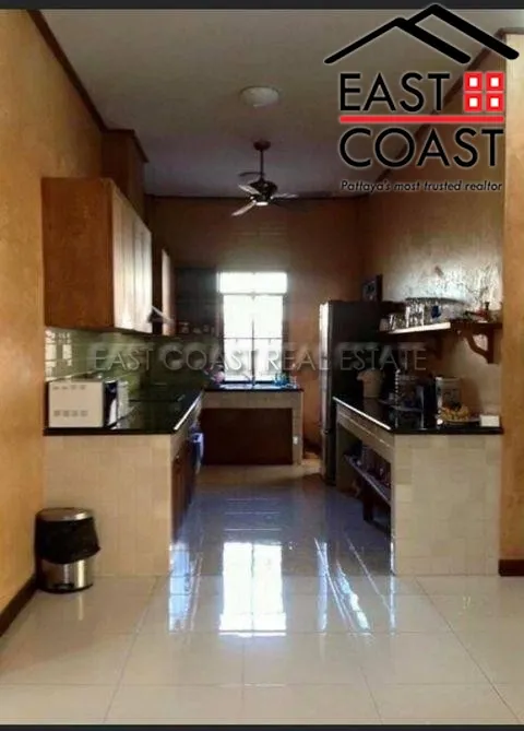 Private Pool Villa in Pong photo 3