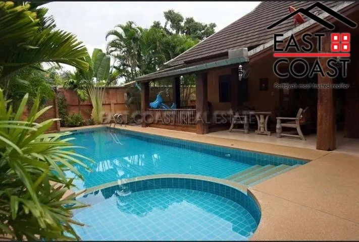 Private Pool Villa in Pong