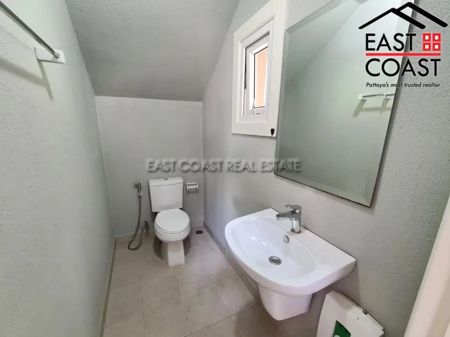 Silk Road Place photo 12