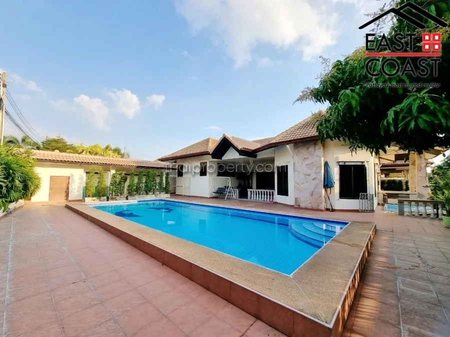 Srisuk Villa