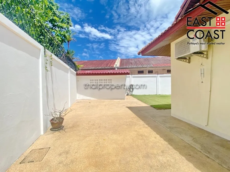 Pool View Villa photo 5