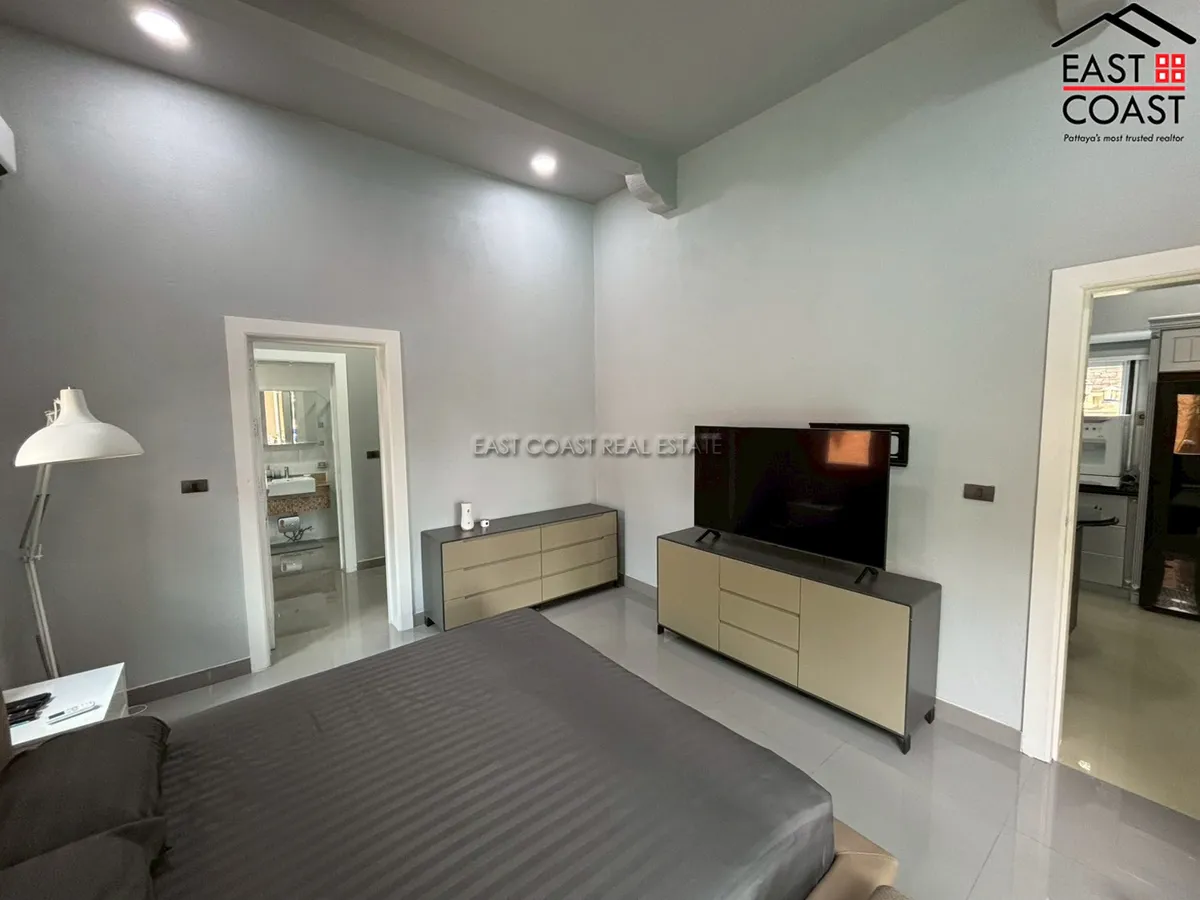 Silk Road Place photo 3