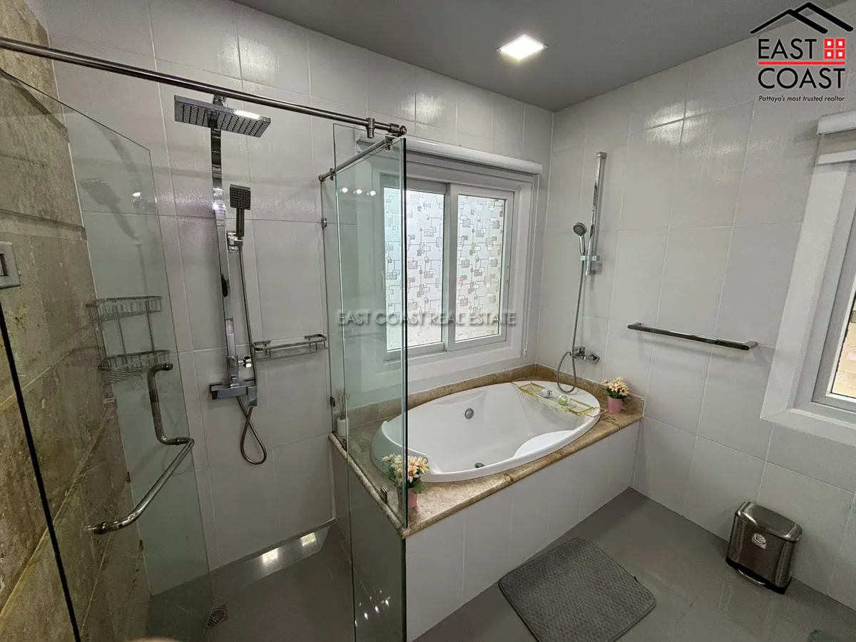 Silk Road Place photo 12