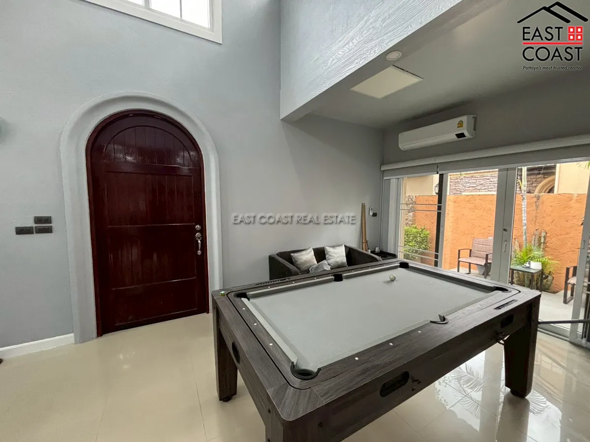 Silk Road Place photo 16