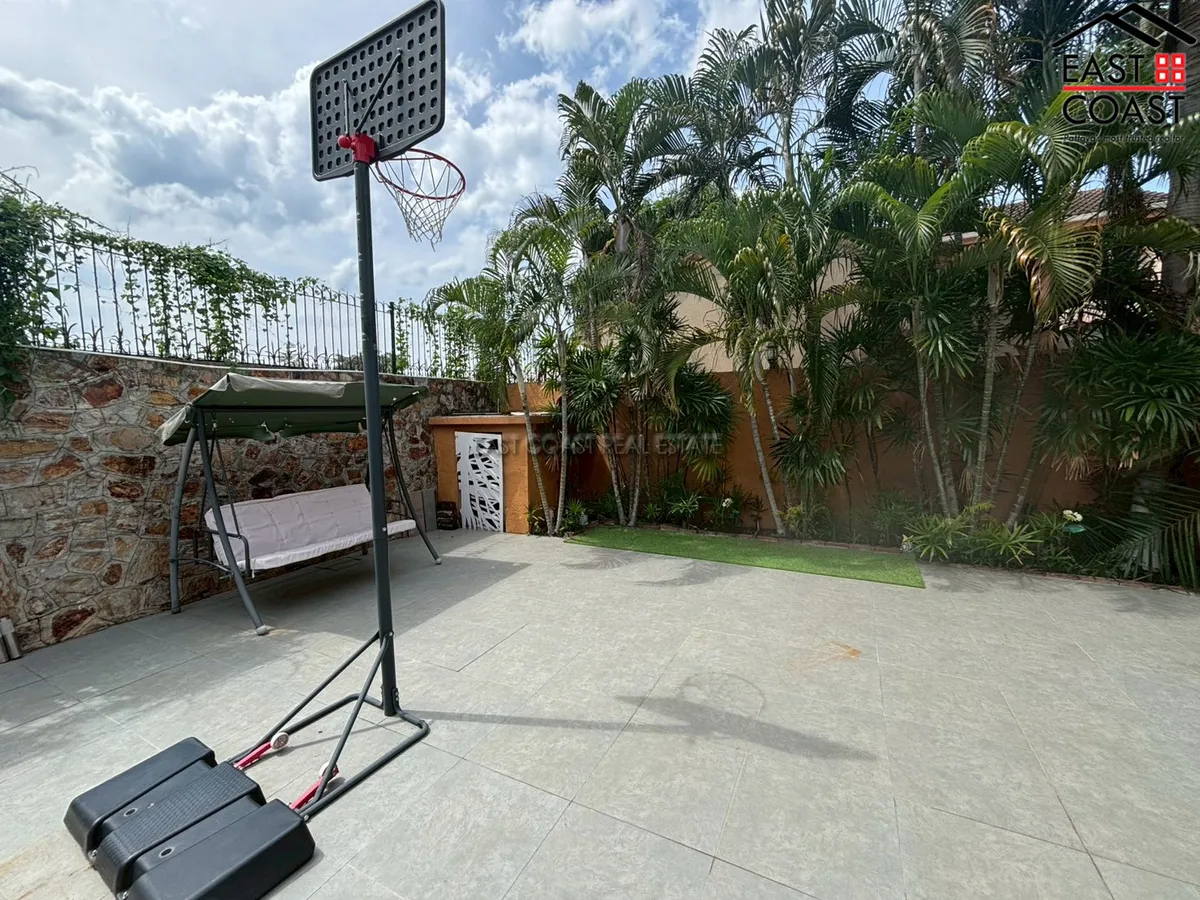 Silk Road Place photo 21