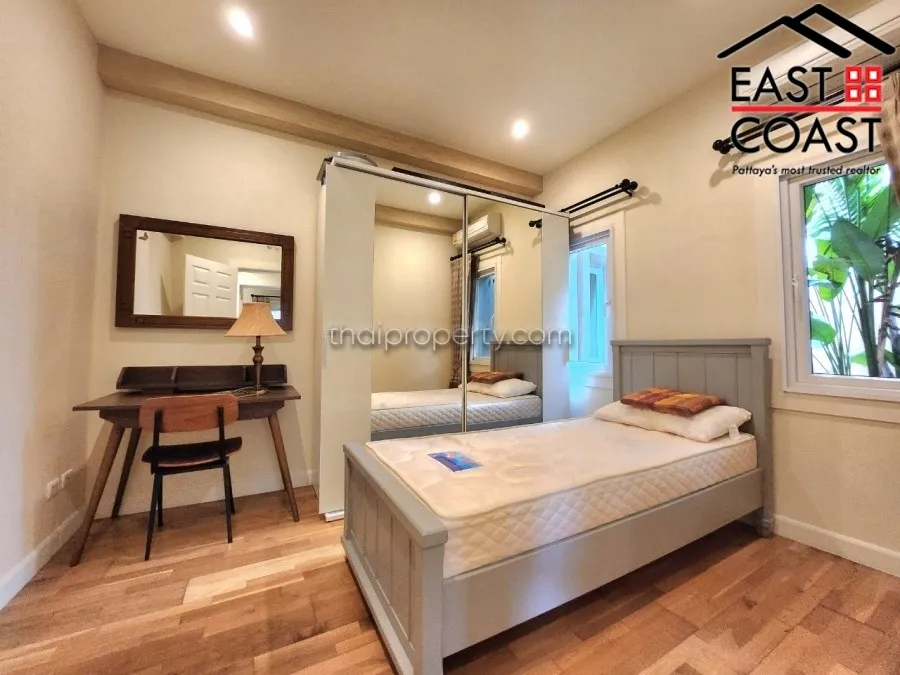 Silk Road Place photo 12