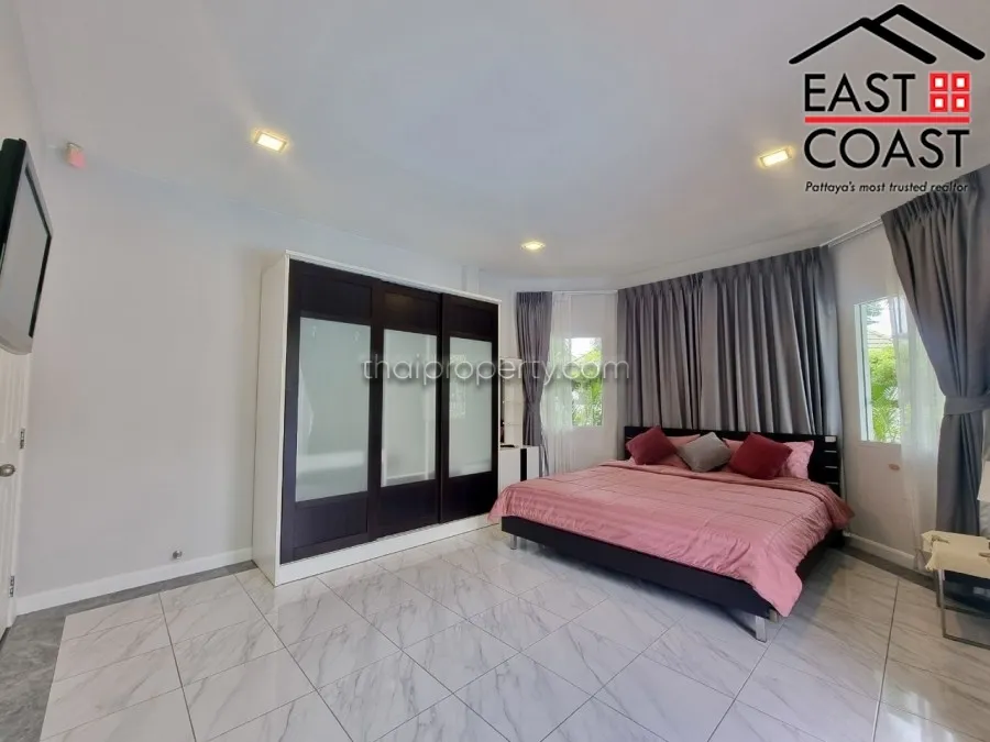 Greenfield Villa 3 photo 18