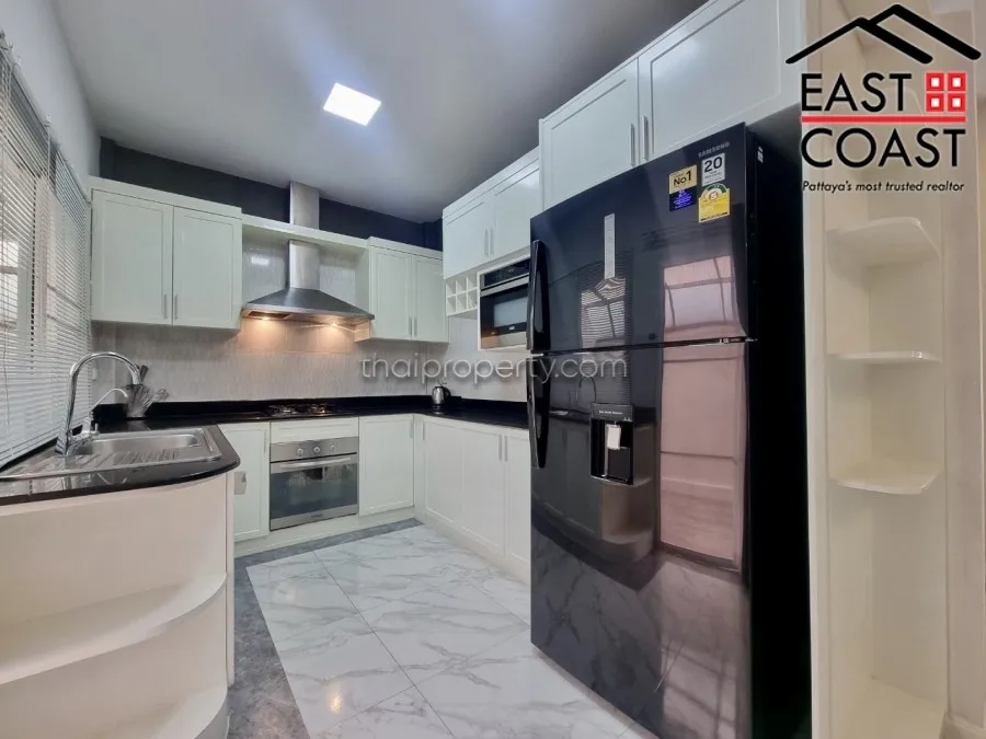 Greenfield Villa 3 photo 8