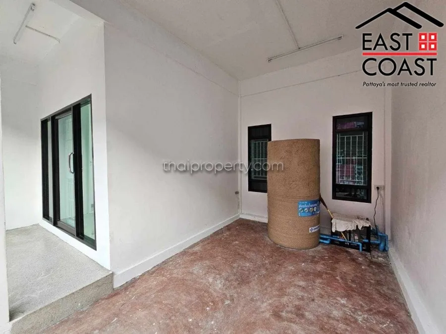 Townhome Soi Lerdrungsee photo 8