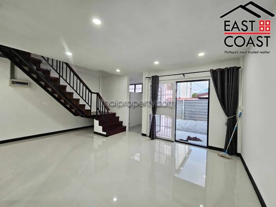 Townhome Soi Lerdrungsee photo 5