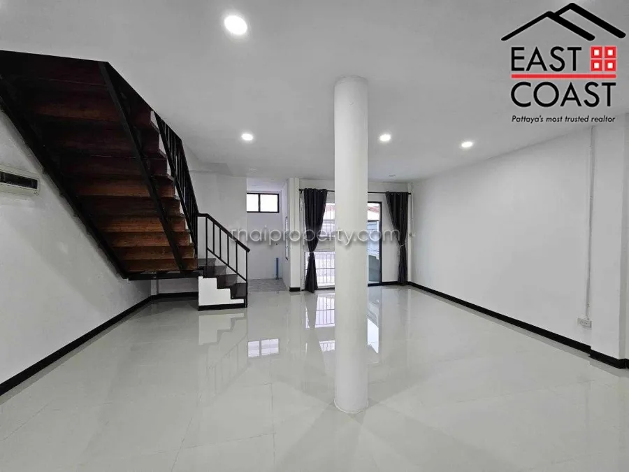 Townhome Soi Lerdrungsee photo 4