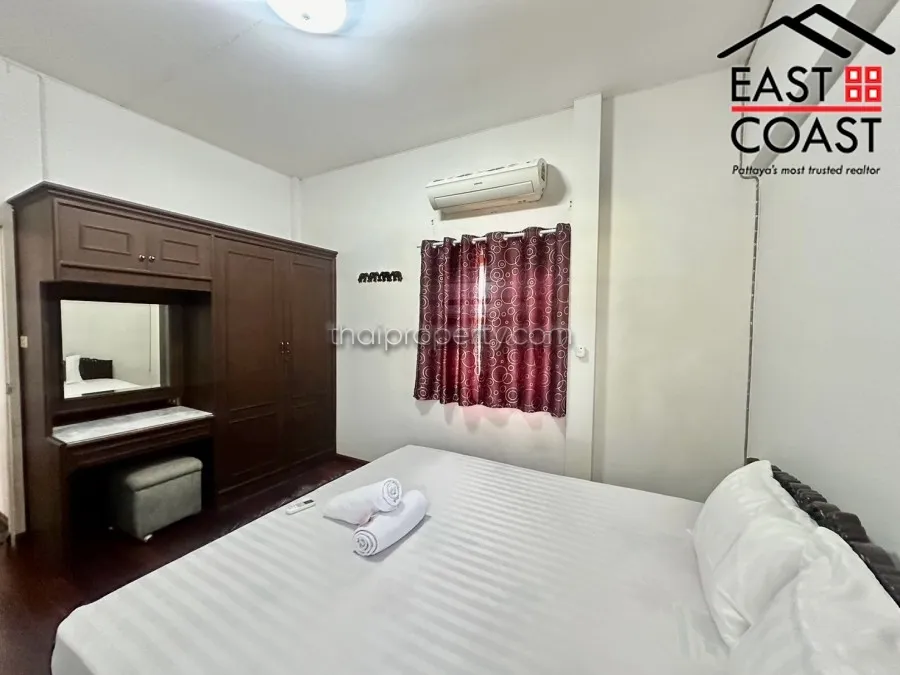 Private house in Jomtien photo 11