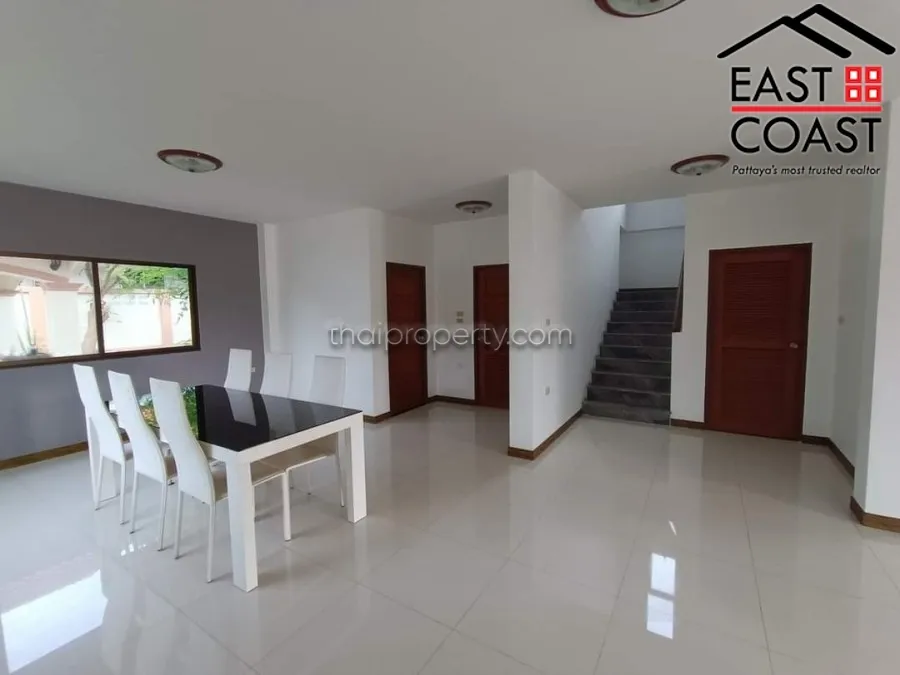 Country Club Villa photo 4