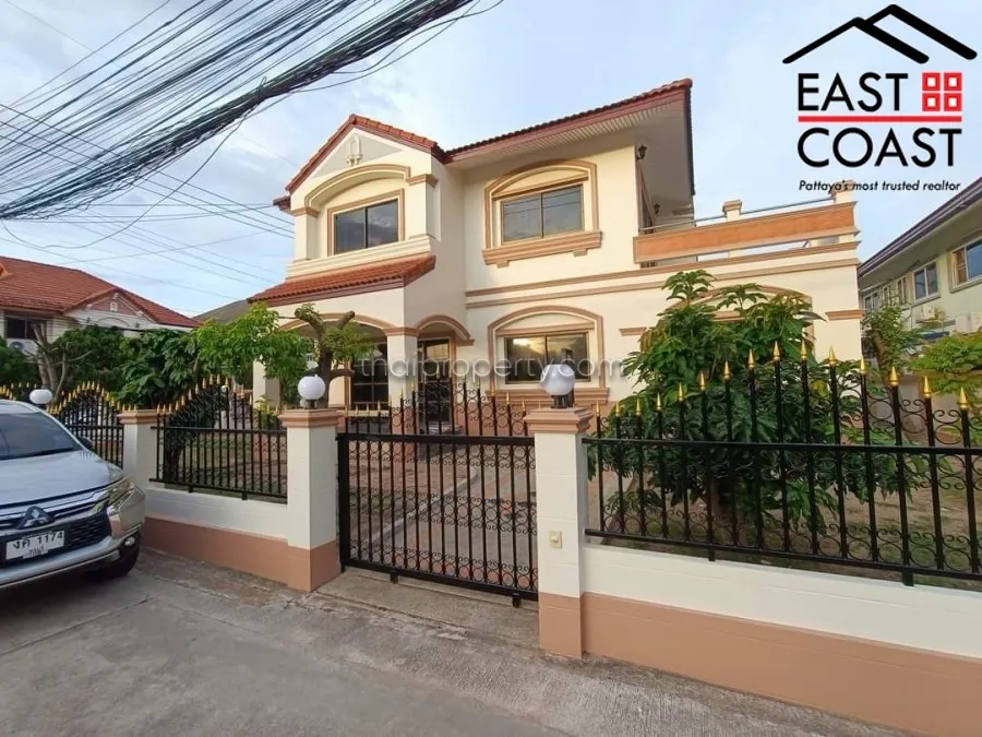 Country Club Villa