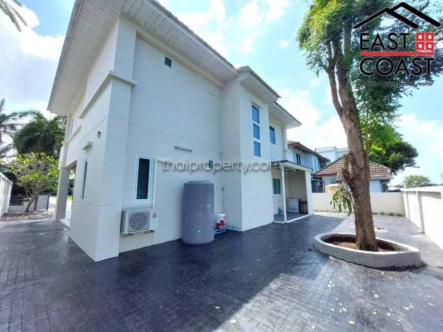 Chateau Dale Residence photo 35