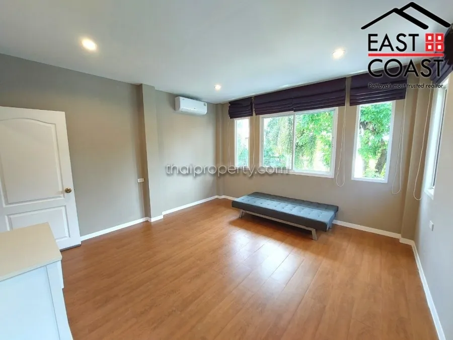 Chateau Dale Residence photo 26