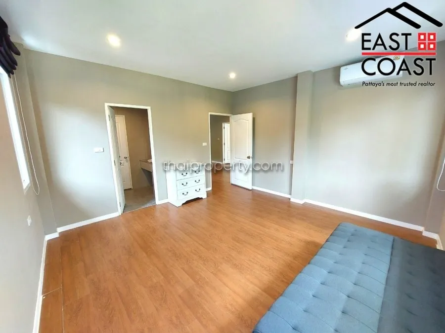 Chateau Dale Residence photo 23