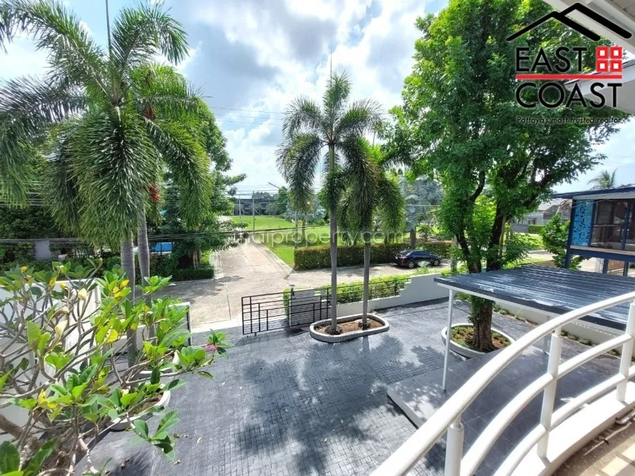 Chateau Dale Residence photo 17