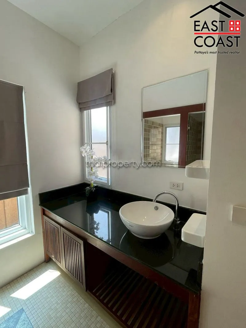Grand Regent photo 16
